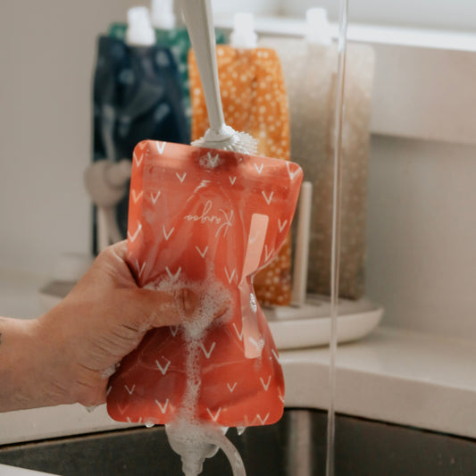 Cleaning brush for food pouches, baby bottles and bottles